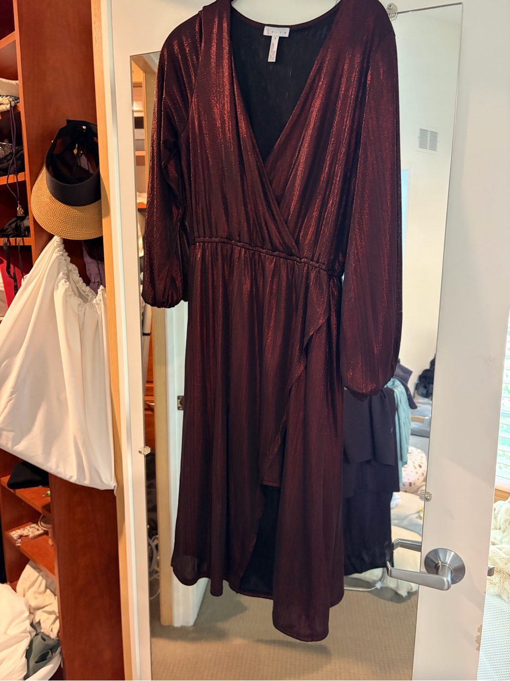 Leith Shimmery Red/Plum Scoop Neck Top